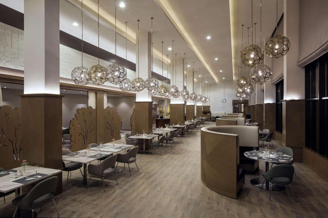 Radisson Blu Hotel, Buraidah Eksteriør billede