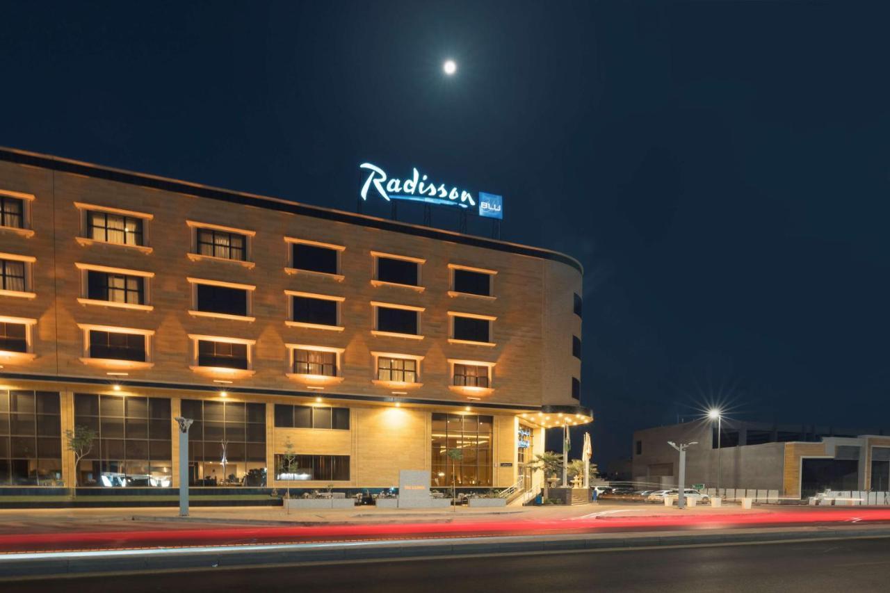 Radisson Blu Hotel, Buraidah Eksteriør billede