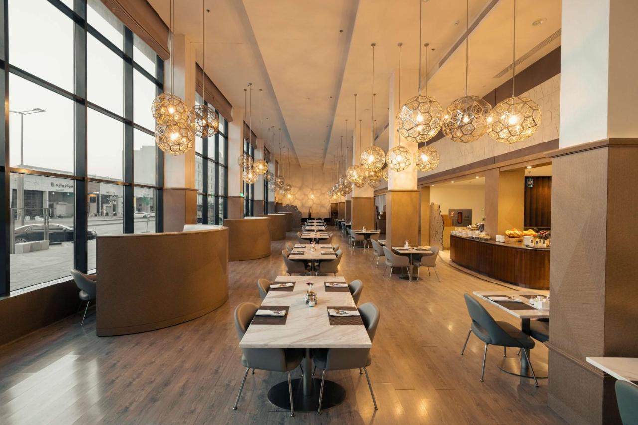 Radisson Blu Hotel, Buraidah Eksteriør billede
