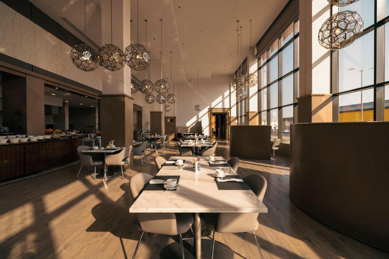 Radisson Blu Hotel, Buraidah Eksteriør billede