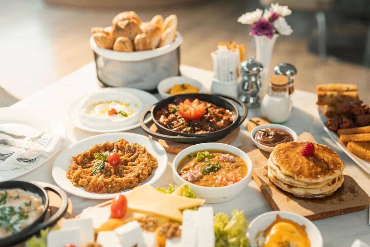 Radisson Blu Hotel, Buraidah Eksteriør billede
