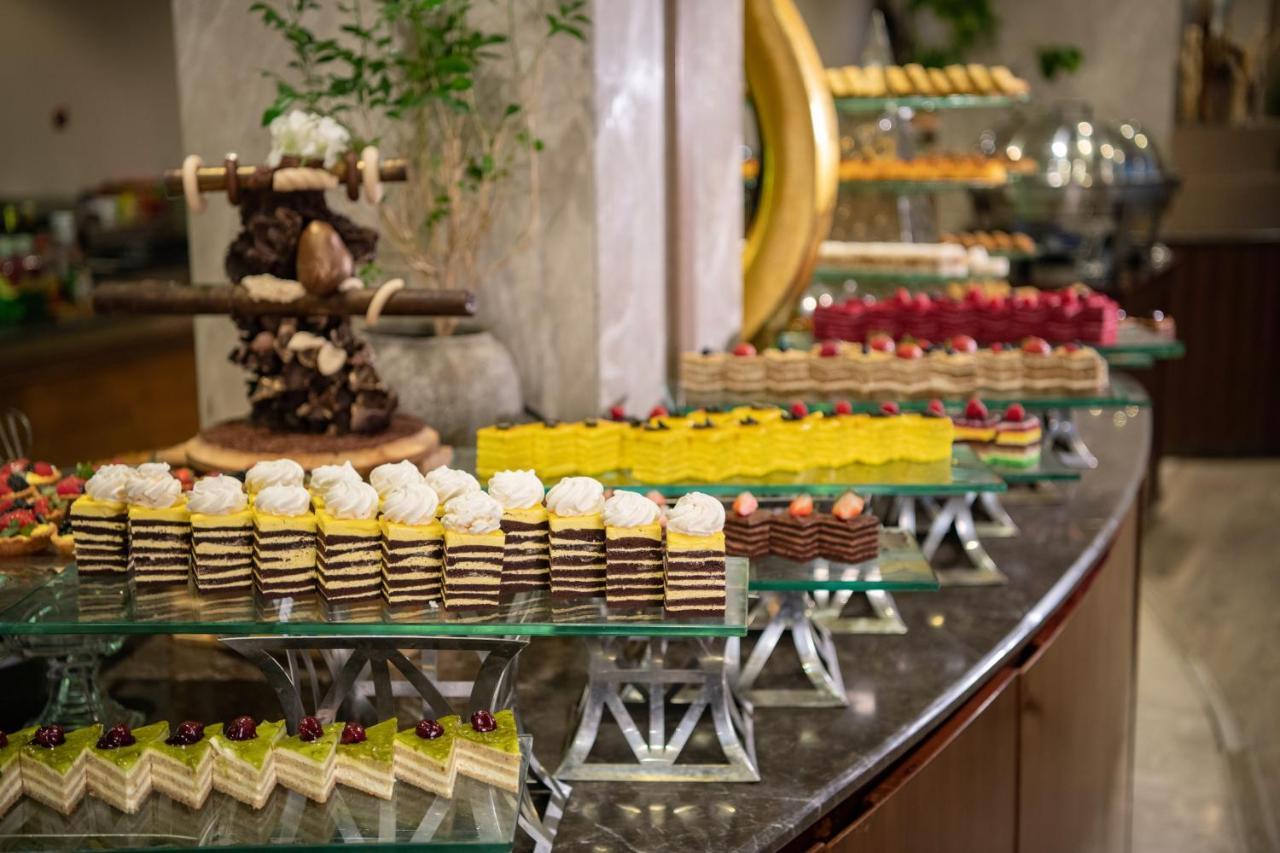 Radisson Blu Hotel, Buraidah Eksteriør billede